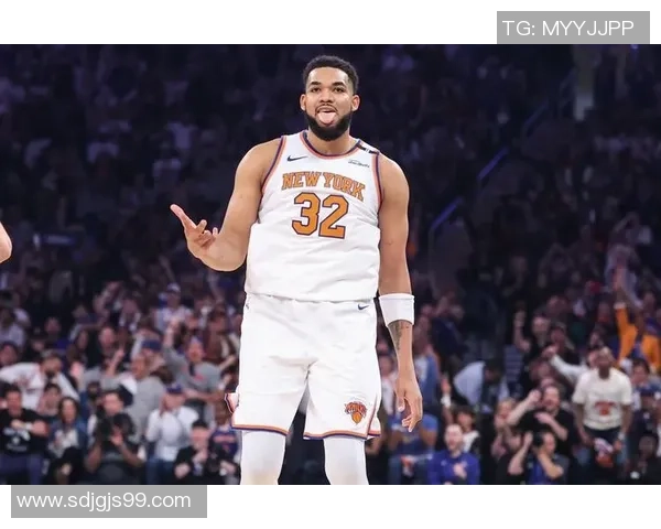 卡尔安东尼唐斯在NBA赛场上的崛起与未来展望分析
